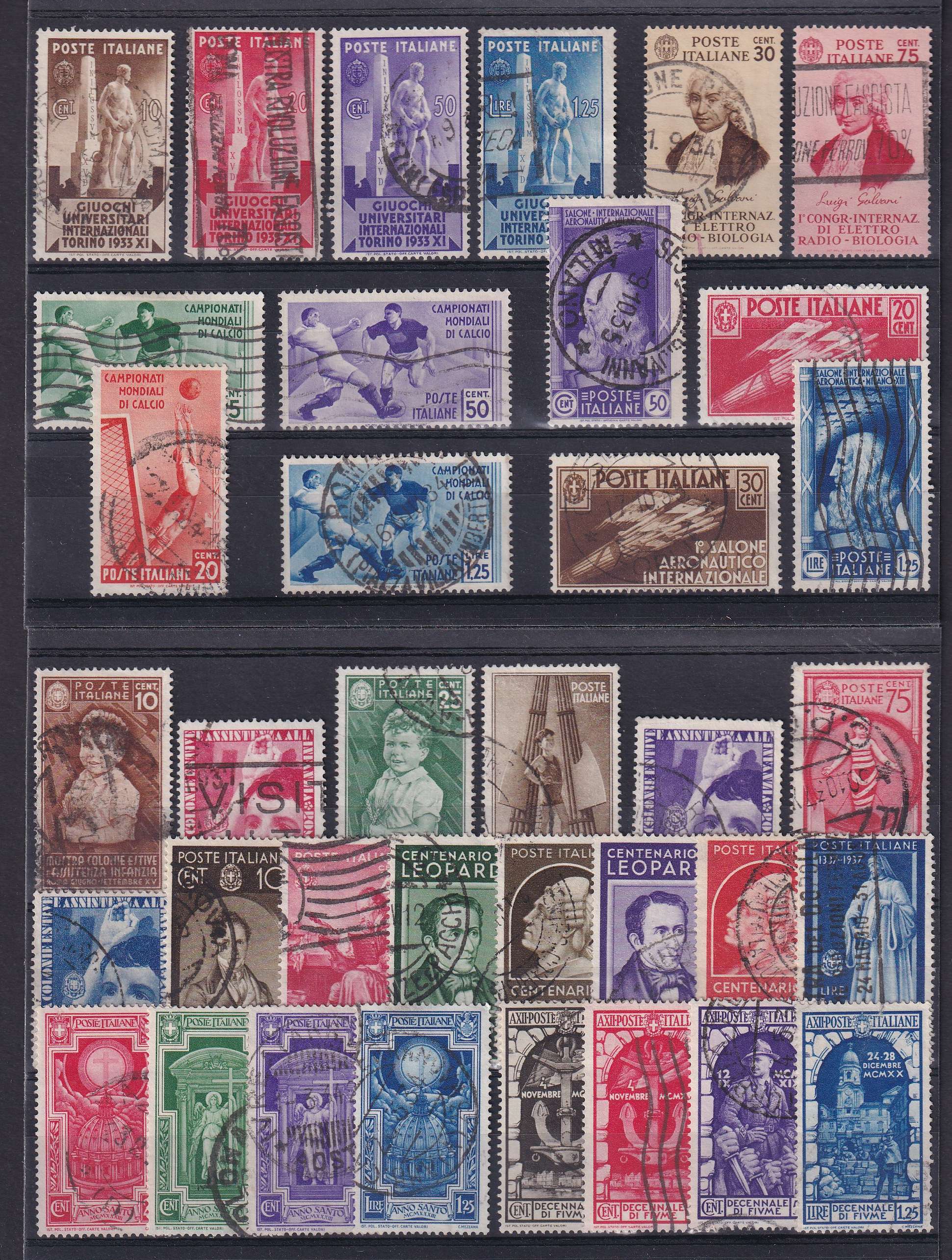 Italy 1911 — Selection of 104 stamps on cards including full sets & key values